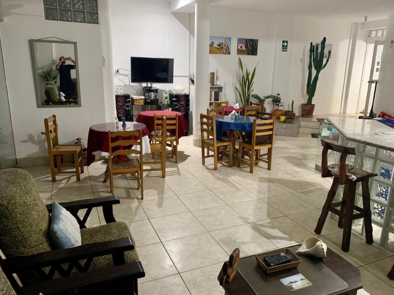 Casa *