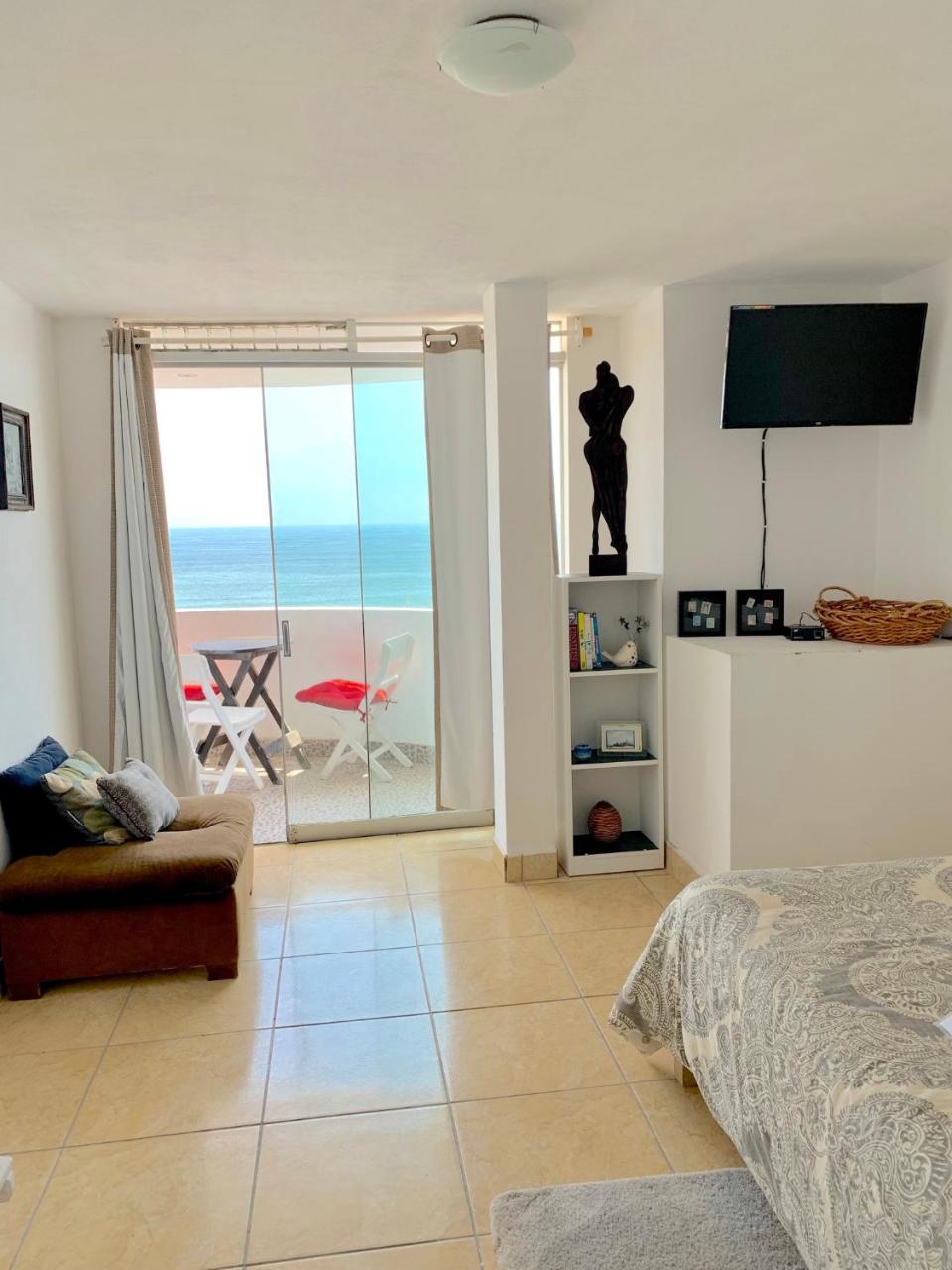 Casa *